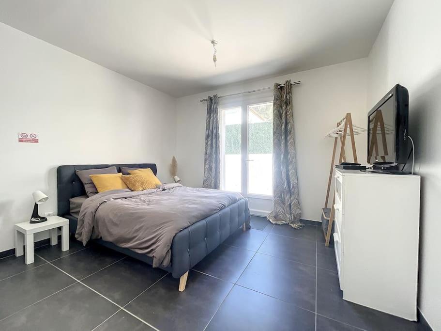 Logement Cosy Cuisine / Terrasse / Bbq Ollioules Buitenkant foto